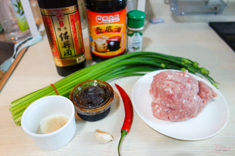 料理 易上手的蒼蠅頭食譜 小孩吃到一口接一口的鹹香好滋味 莉莉安小貴婦旅行札記