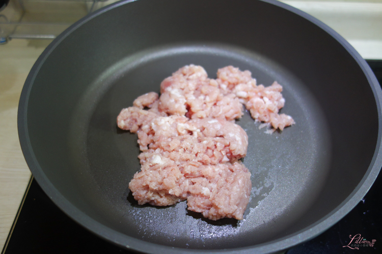 料理 易上手的蒼蠅頭食譜 小孩吃到一口接一口的鹹香好滋味 莉莉安小貴婦旅行札記